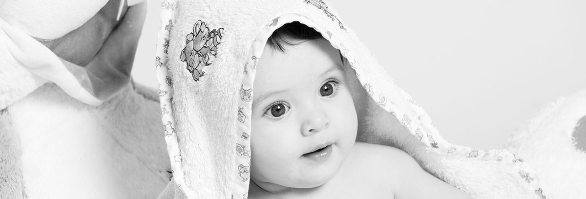 foto bebé en toalla